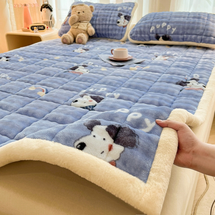 91家纺网 家纺一手货源 找家纺 （总）梵朴 2025新款牛奶绒泡泡兔毛绒床垫学生宿舍床褥子床护垫大床款印花系列