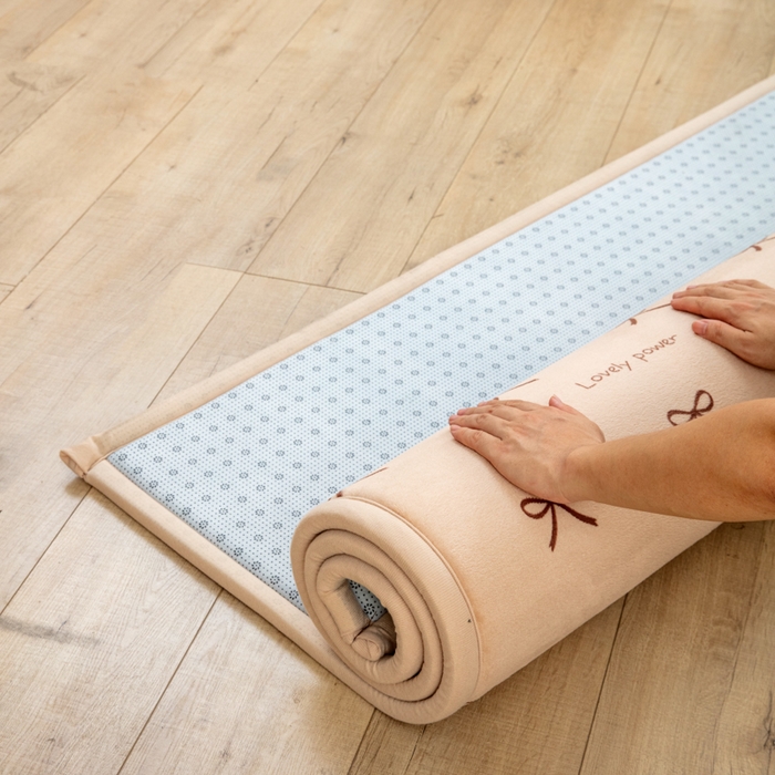 91家纺网 家纺一手货源 找家纺 北辰 2025新款牛奶绒地垫打地铺神器床边垫床垫遮盖物客厅地垫可定制 蝴蝶结