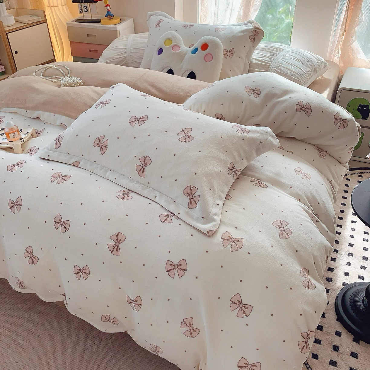 91家纺网 家纺一手货源 找家纺 莱豫家纺 2025新款加厚牛奶绒三件套四件套保暖不静电 爱心如辰