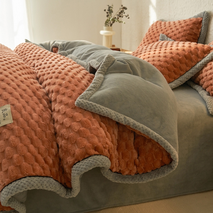 91家纺网 家纺一手货源 找家纺 早晨家纺 2025新款金贵款牛奶绒提花四件套 金贵-焦糖