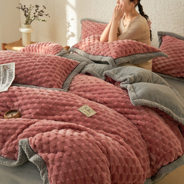 91家纺网 家纺一手货源 找家纺 早晨家纺 2025新款金贵款牛奶绒提花四件套 金贵-豆沙