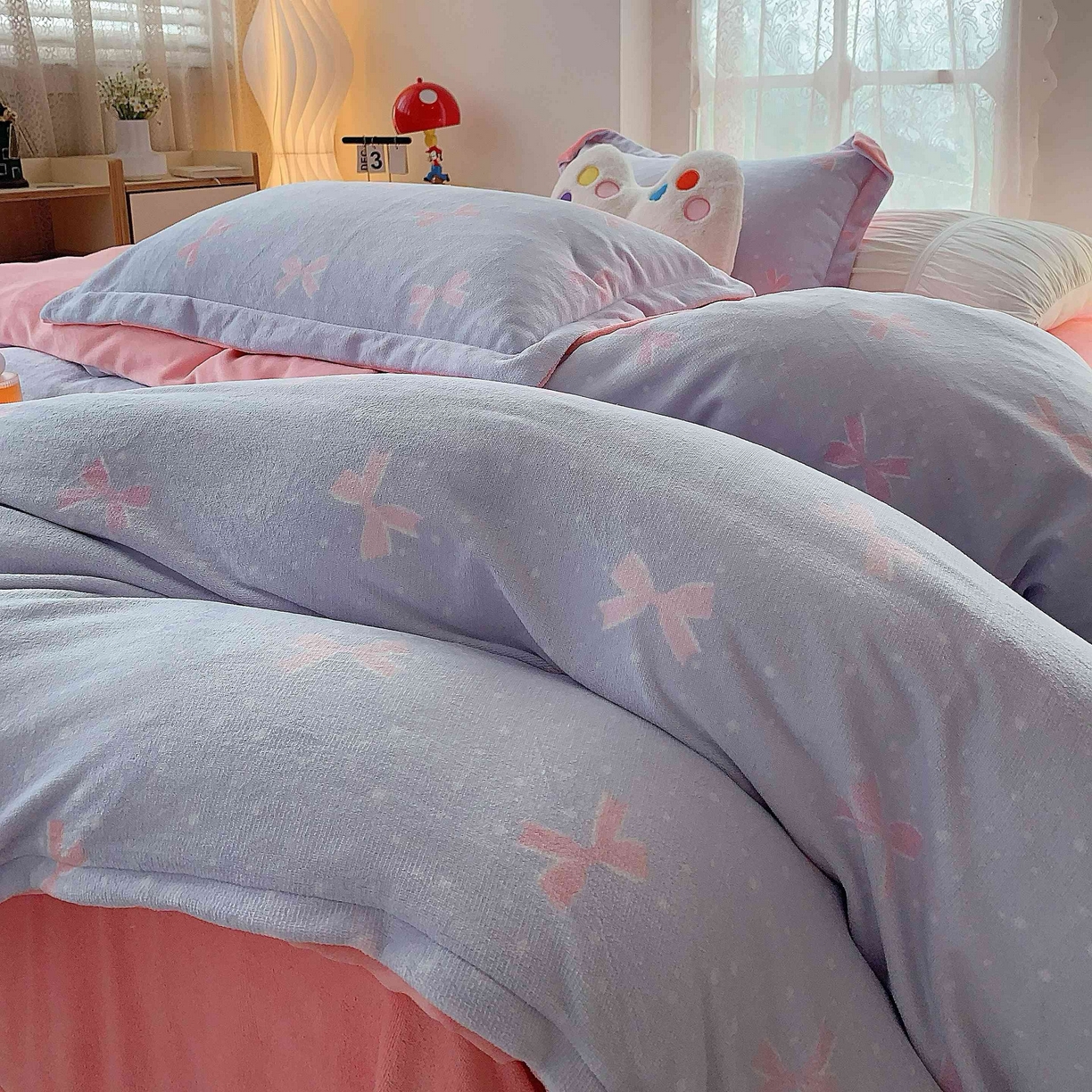 91家纺网 家纺一手货源 找家纺 莱豫家纺 2025新款加厚牛奶绒三件套四件套保暖不静电 蝶影