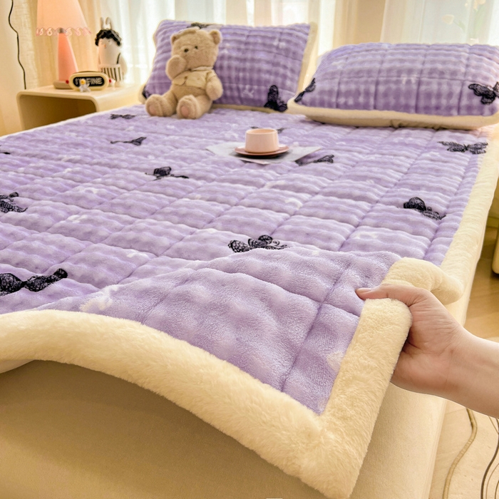 梵朴 2025新款牛奶绒泡泡兔毛绒床垫学生宿舍床褥子床护垫大床款印花系列 蕾丝蝴蝶结紫