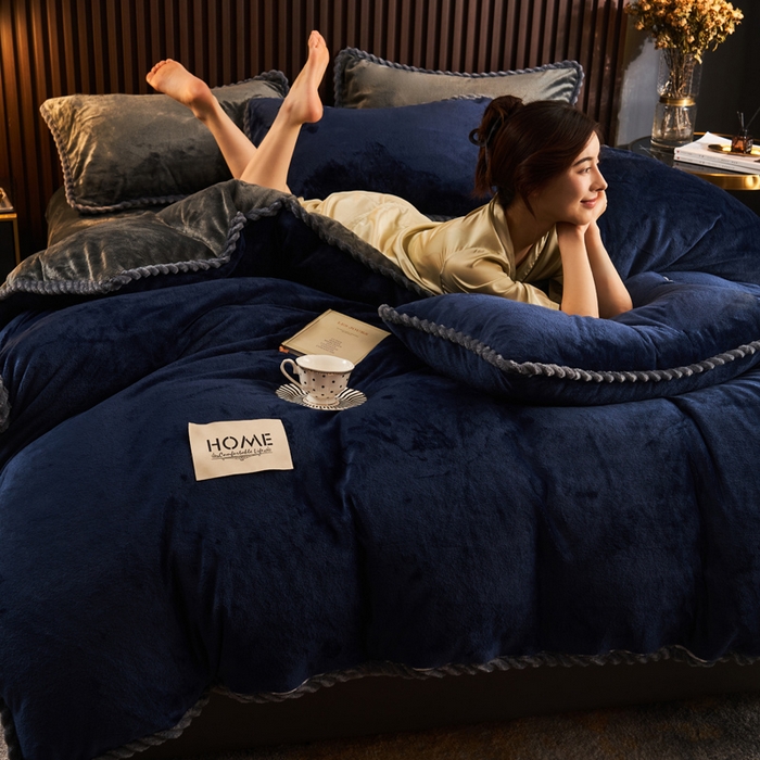 91家纺网 家纺一手货源 找家纺 （总）早晨家纺 2025新款黑金牛奶绒纯色四件套-风格2