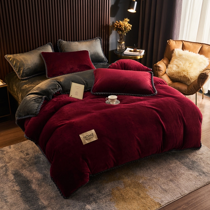 91家纺网 家纺一手货源 找家纺 早晨家纺 2025新款黑金牛奶绒纯色四件套-风格2 黑金-酒红