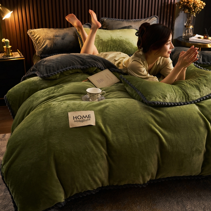早晨家纺 2025新款黑金牛奶绒纯色四件套-风格2 黑金-草绿
