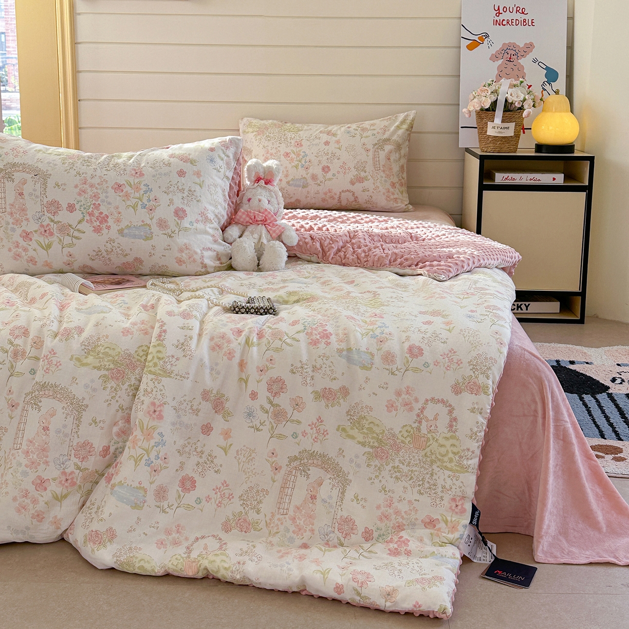 91家纺网 家纺一手货源 找家纺 麦伦家居 2025新款全棉双层纱3D豆豆被系列被子被芯（可配四件套） 庄园秘境