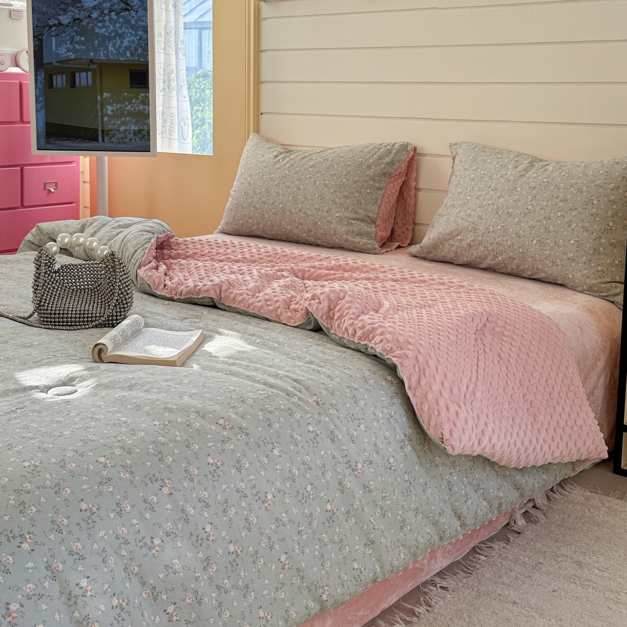 91家纺网 家纺一手货源 找家纺 麦伦家居 2025新款全棉双层纱3D豆豆被系列被子被芯（可配四件套） 星奈绿