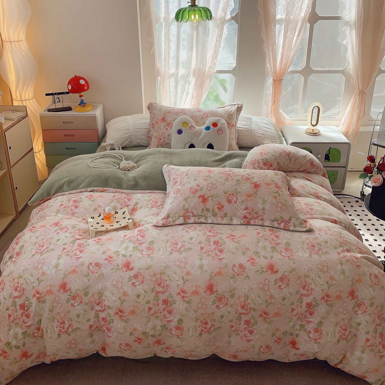 91家纺网 家纺一手货源 找家纺 莱豫家纺 2025新款加厚牛奶绒三件套四件套保暖不静电 花舞轻盈