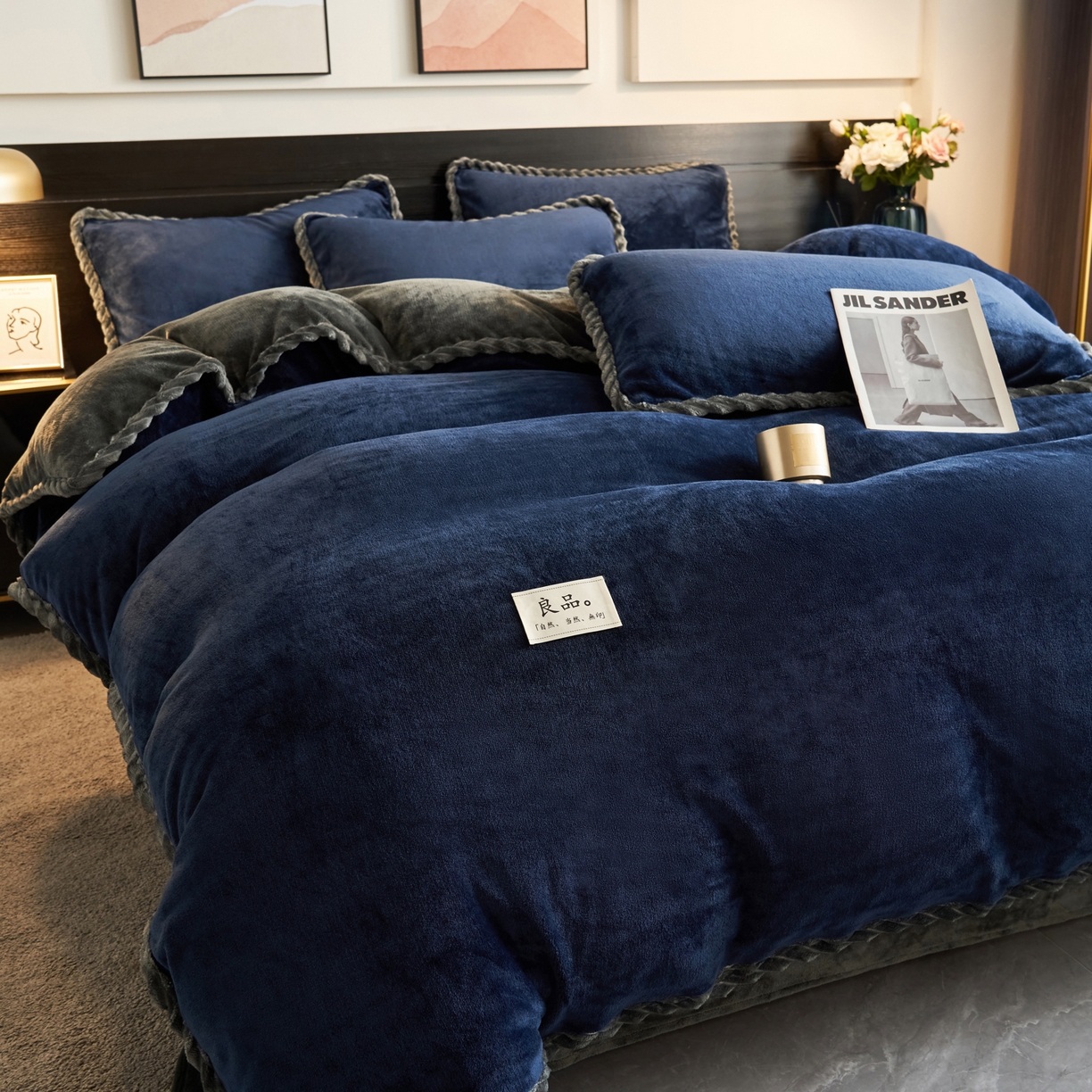 91家纺网 家纺一手货源 找家纺 早晨家纺 2025新款黑金牛奶绒纯色四件套-风格1 黑金-深蓝