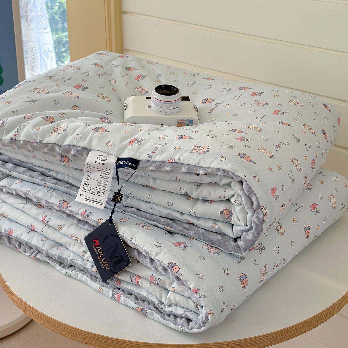 91家纺网 家纺一手货源 找家纺 麦伦家居 2025新款全棉双层纱3D豆豆被系列被子被芯（可配四件套） 皮皮象蓝