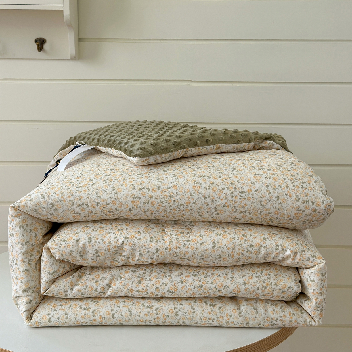 91家纺网 家纺一手货源 找家纺 麦伦家居 2025新款全棉双层纱3D豆豆被系列被子被芯（可配四件套） 兰香-抹茶