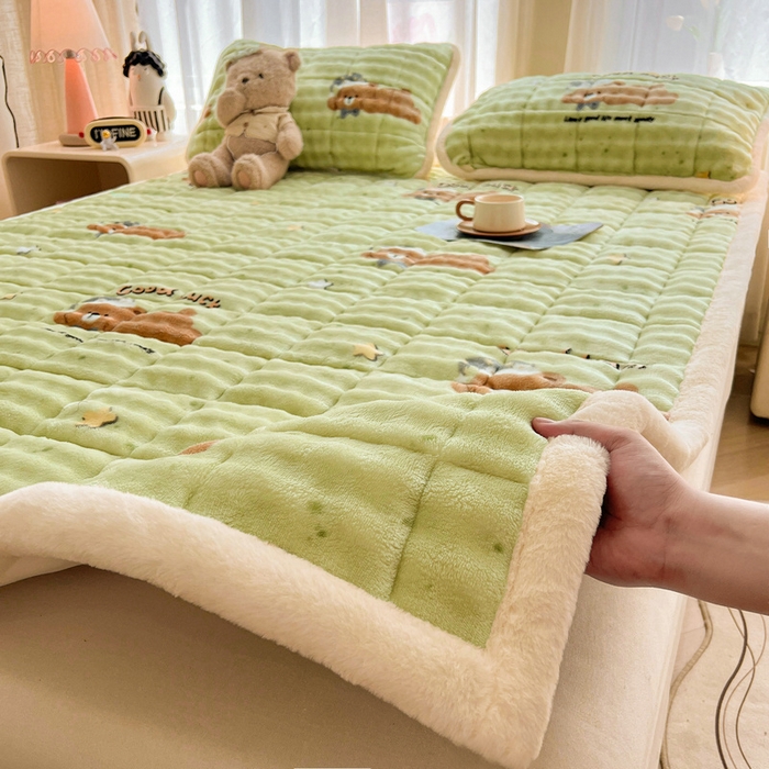 梵朴 2025新款牛奶绒泡泡兔毛绒床垫学生宿舍床褥子床护垫大床款印花系列 趴趴熊