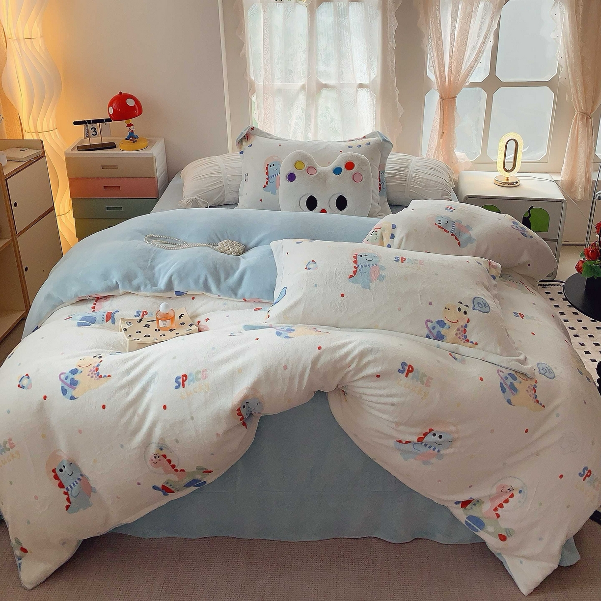 91家纺网 家纺一手货源 找家纺 莱豫家纺 2025新款加厚牛奶绒三件套四件套保暖不静电 恐龙星球