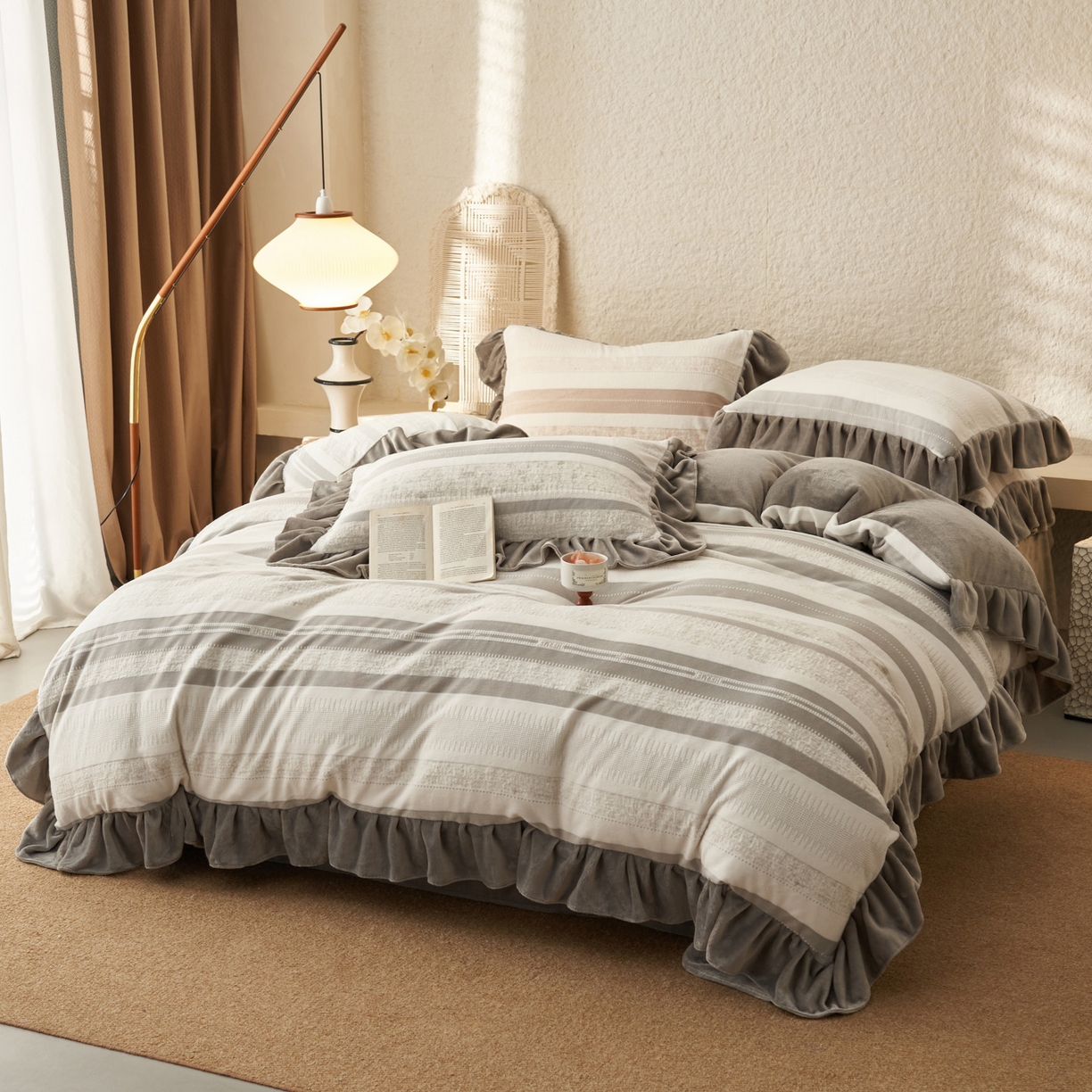 91家纺网 家纺一手货源 找家纺 早晨家纺 2025新款高克重牛奶绒烂花四件套 浅叙