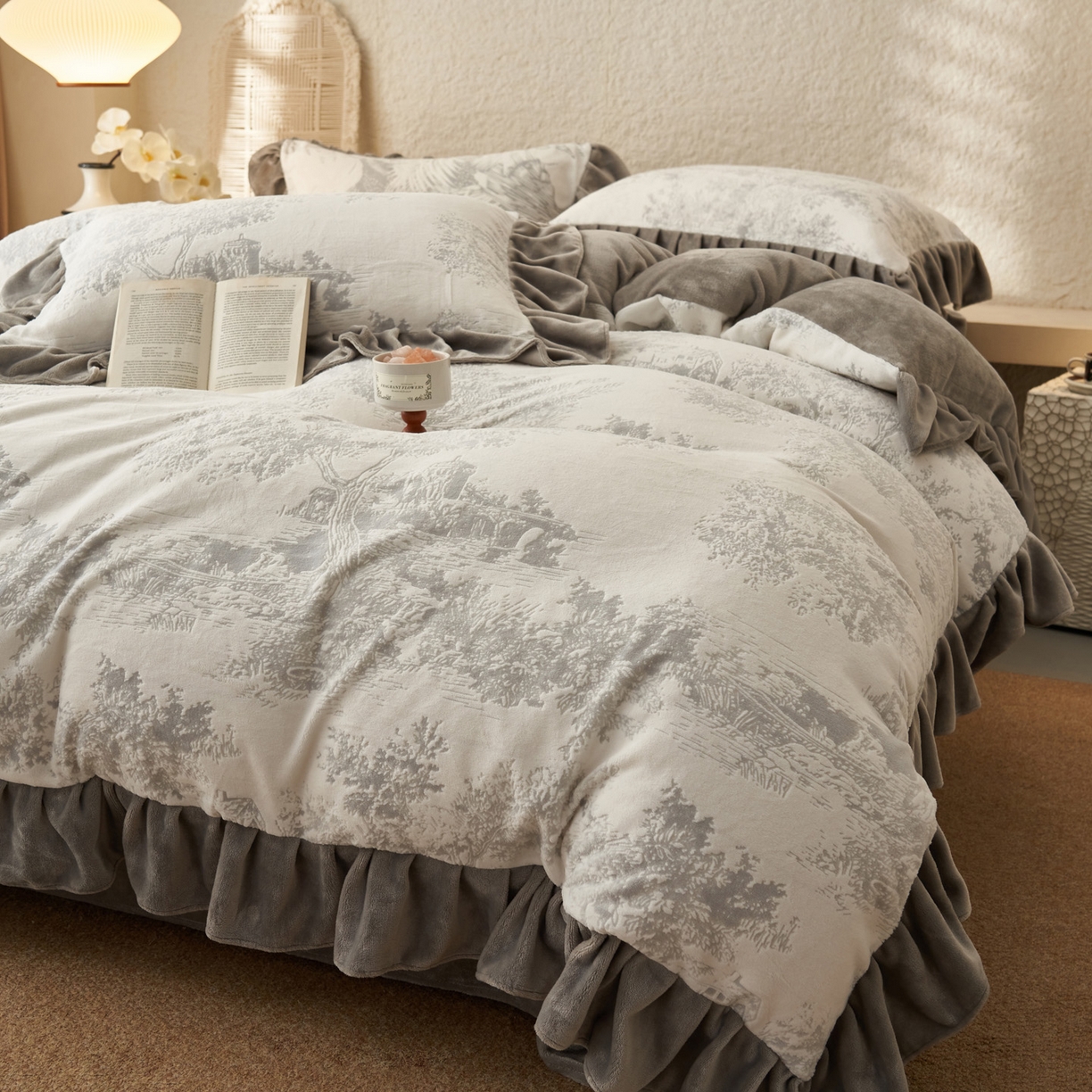 91家纺网 家纺一手货源 找家纺 （总）早晨家纺 2025新款高克重牛奶绒烂花四件套