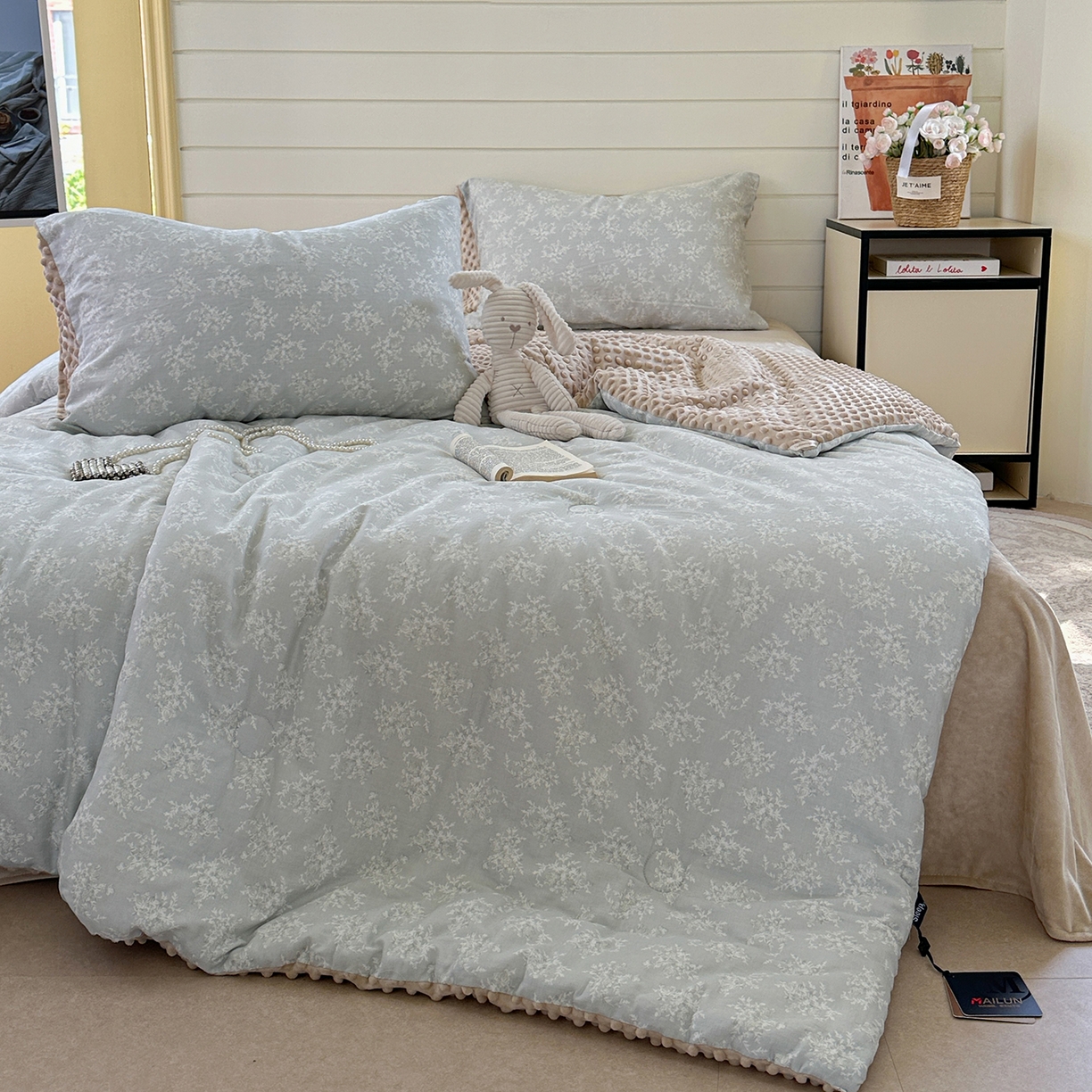 91家纺网 家纺一手货源 找家纺 麦伦家居 2025新款全棉双层纱3D豆豆被系列被子被芯（可配四件套） 蓝韵