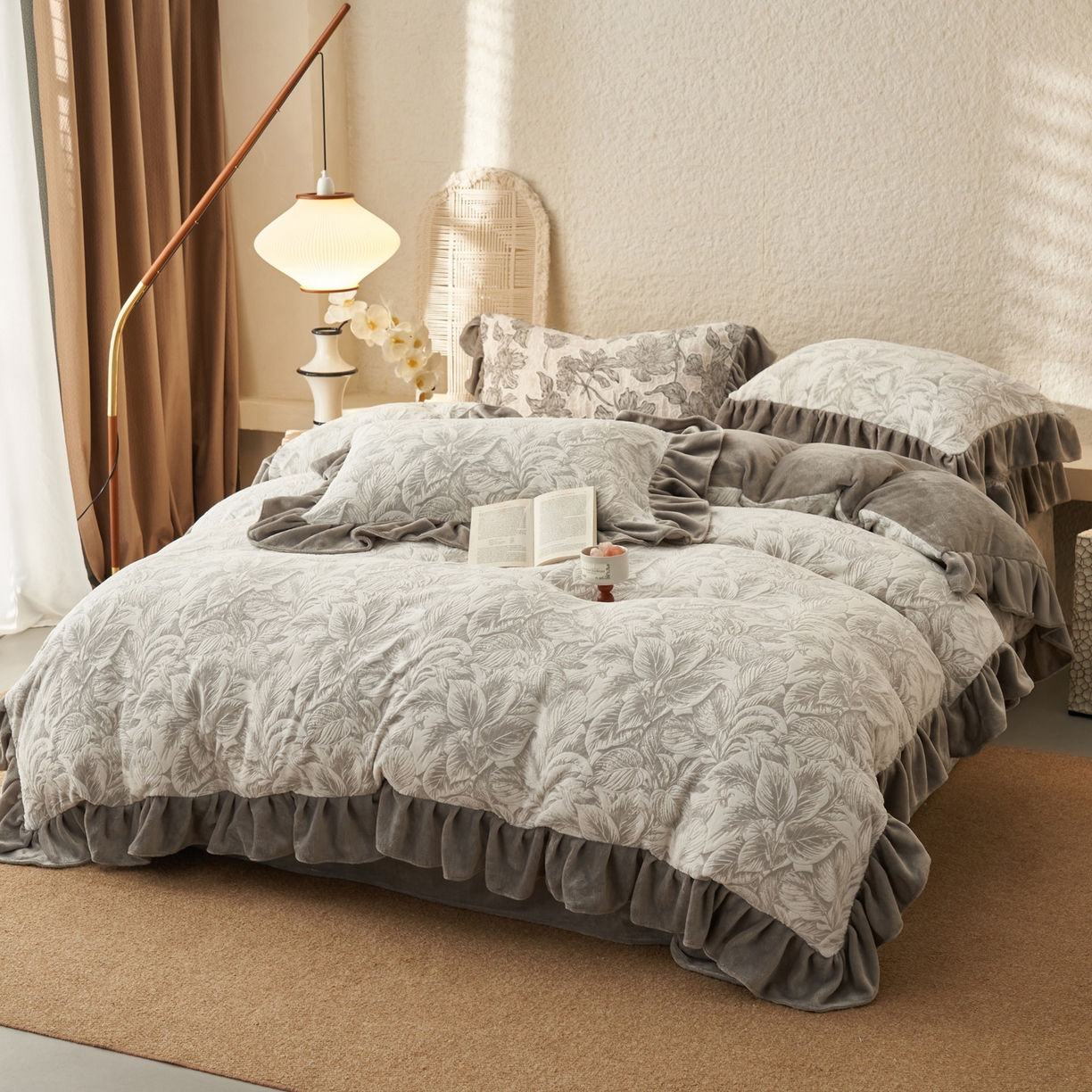 91家纺网 家纺一手货源 找家纺 早晨家纺 2025新款高克重牛奶绒烂花四件套 叶素