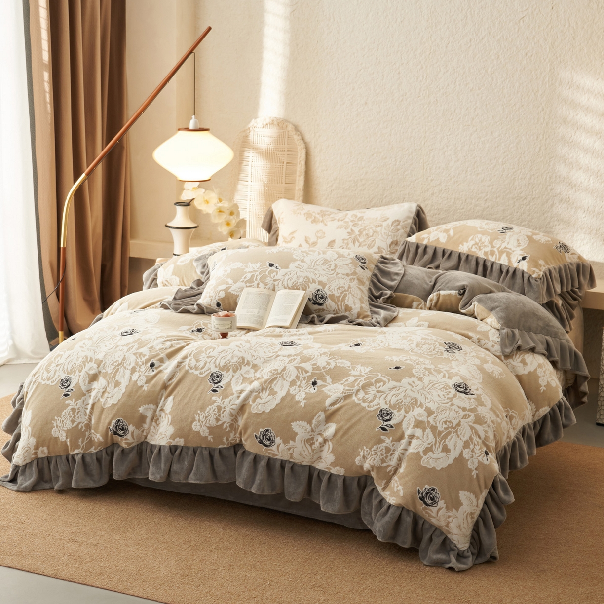 91家纺网 家纺一手货源 找家纺 早晨家纺 2025新款高克重牛奶绒烂花四件套 雅庭花叙