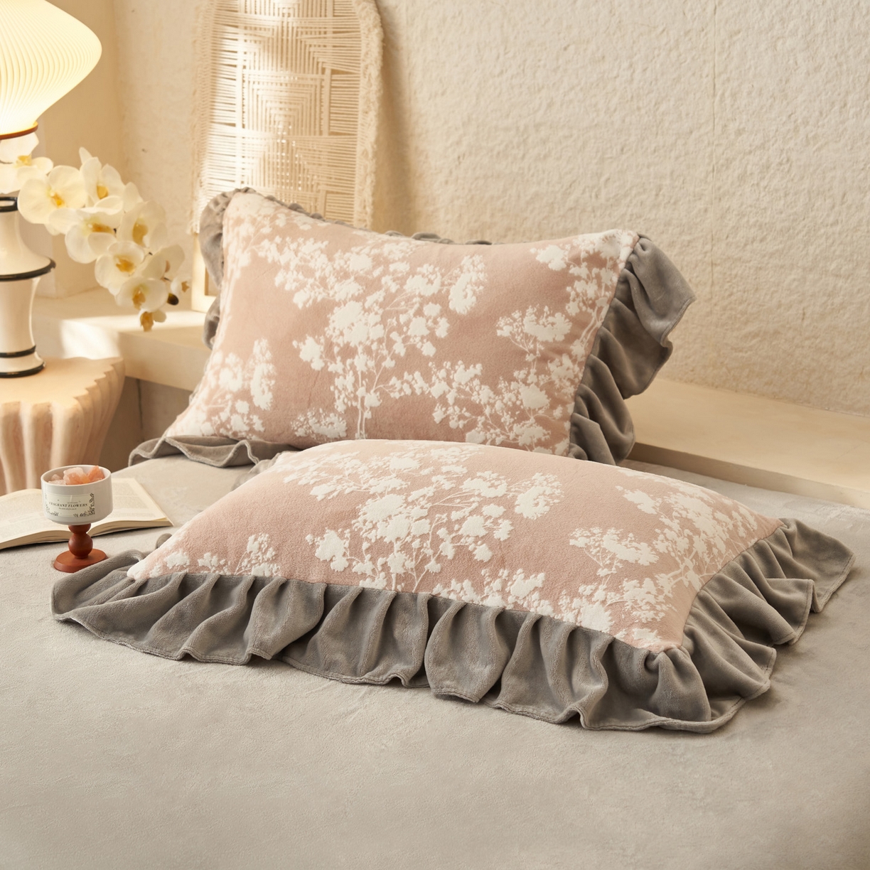 91家纺网 家纺一手货源 找家纺 早晨家纺 2025新款高克重牛奶绒烂花四件套 粉花眠