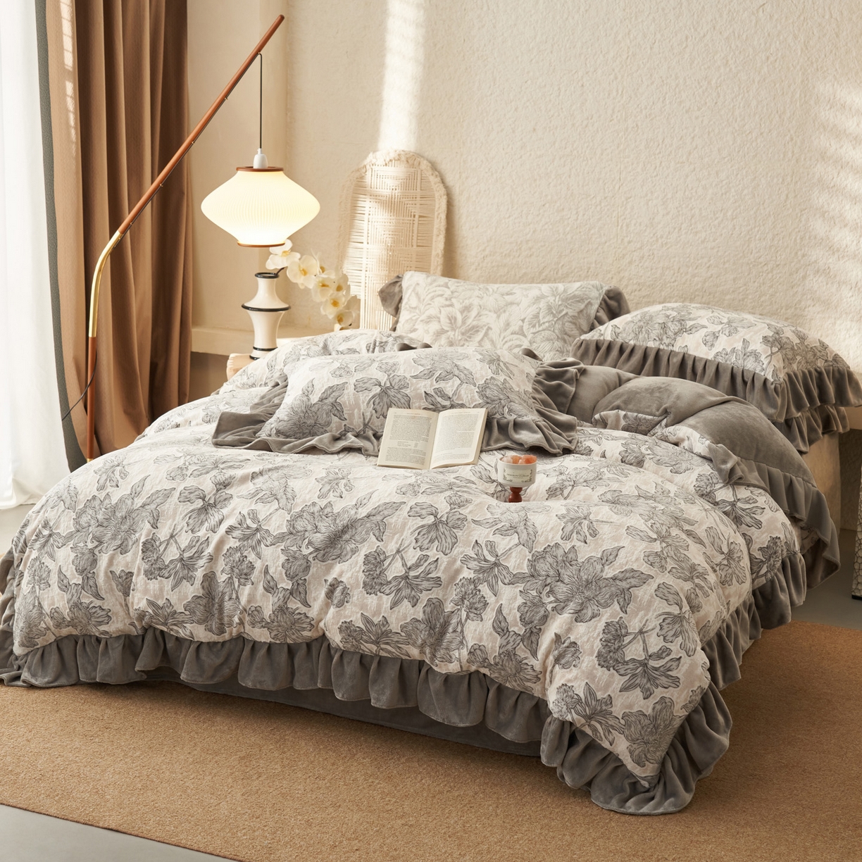 91家纺网 家纺一手货源 找家纺 早晨家纺 2025新款高克重牛奶绒烂花四件套 素花漫庭