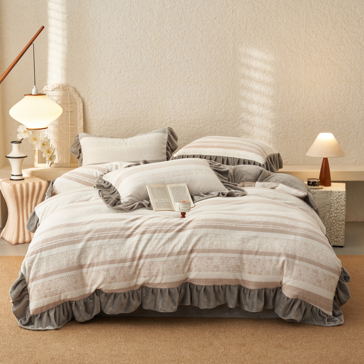 91家纺网 家纺一手货源 找家纺 早晨家纺 2025新款高克重牛奶绒烂花四件套 素纹