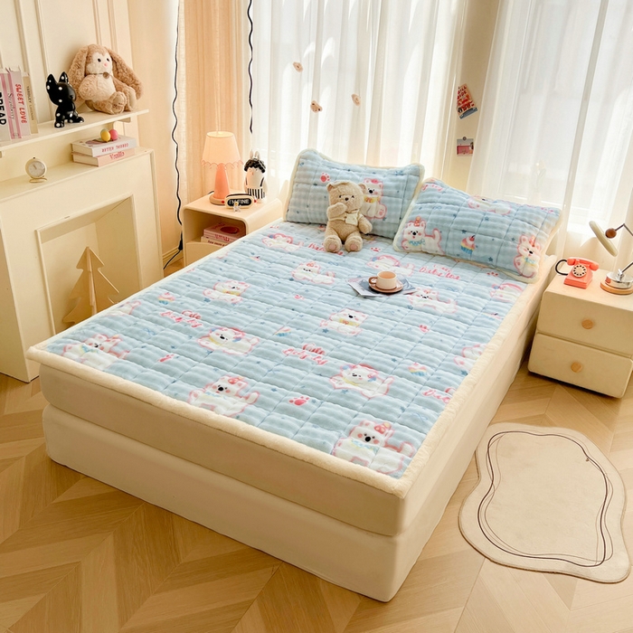 91家纺网 家纺一手货源 找家纺 梵朴 2025新款牛奶绒泡泡兔毛绒床垫学生宿舍床褥子床护垫大床款印花系列 音乐狗蓝