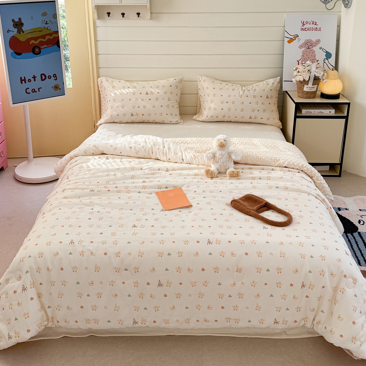 91家纺网 家纺一手货源 找家纺 麦伦家居 2025新款全棉双层纱3D豆豆被系列被子被芯（可配四件套） 快乐伙伴-黄