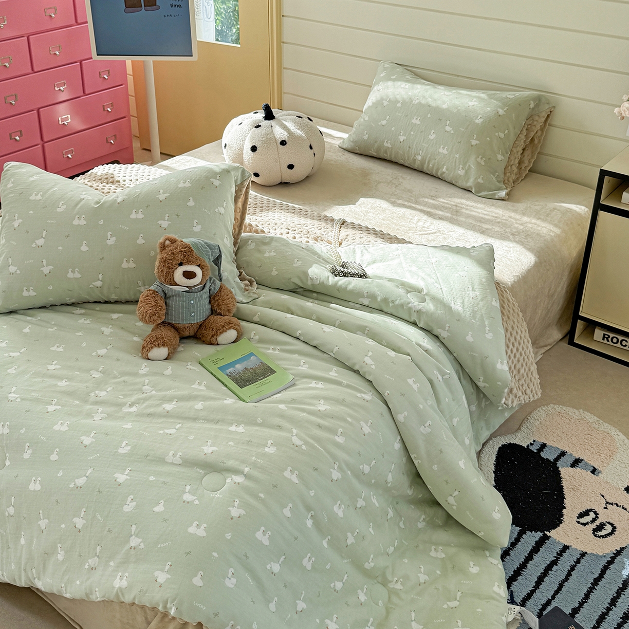 91家纺网 家纺一手货源 找家纺 麦伦家居 2025新款全棉双层纱3D豆豆被系列被子被芯（可配四件套） 快乐鸭
