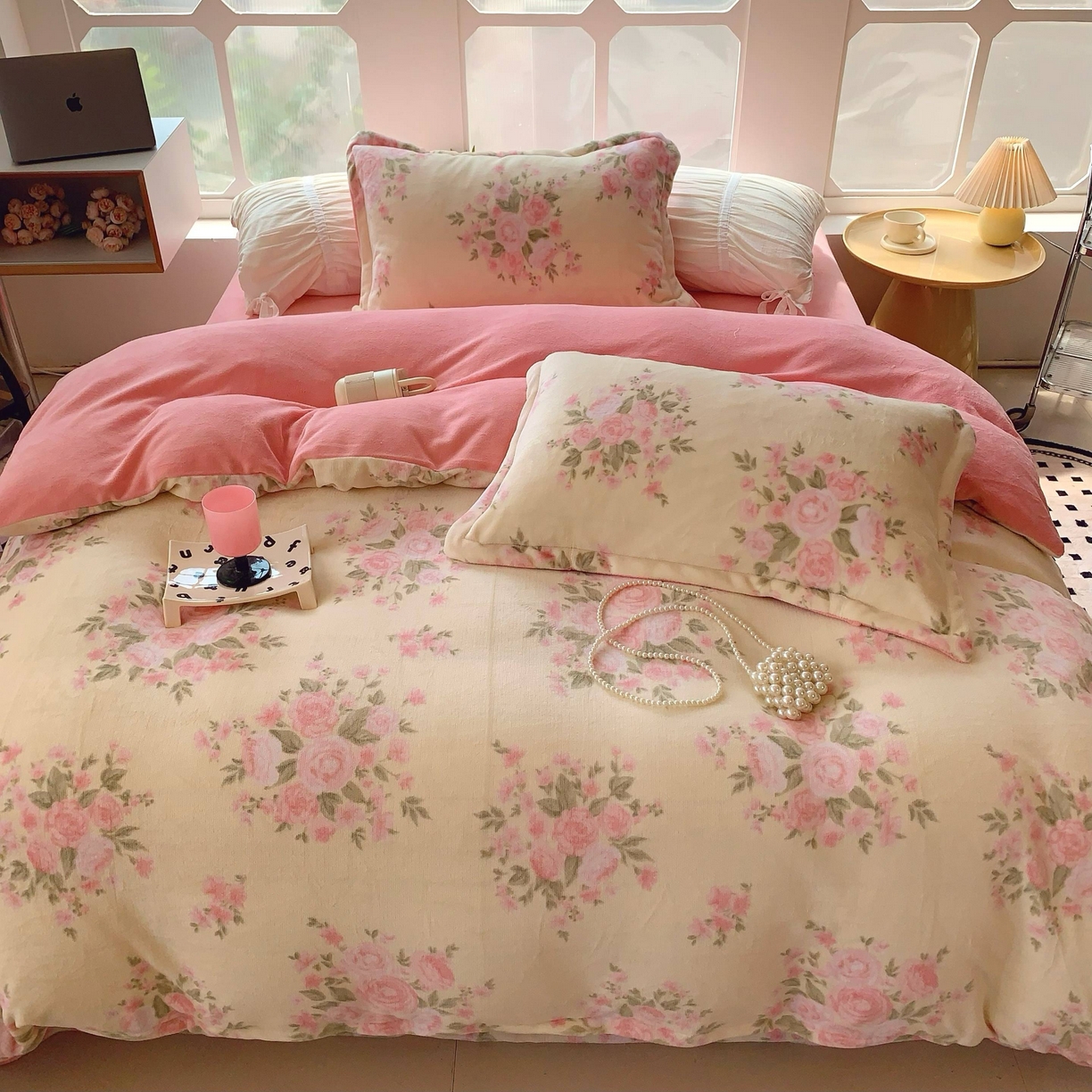 91家纺网 家纺一手货源 找家纺 莱豫家纺 2025新款加厚牛奶绒三件套四件套保暖不静电 玫瑰粉