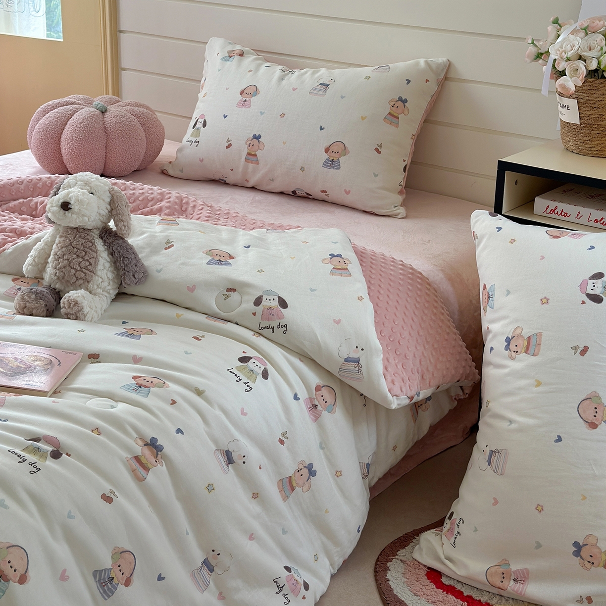 91家纺网 家纺一手货源 找家纺 麦伦家居 2025新款全棉双层纱3D豆豆被系列被子被芯（可配四件套） 快乐小狗