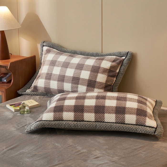 91家纺网 家纺一手货源 找家纺 早晨家纺 2025新款豆豆款菠萝格提花四件套 豆豆绒-多哥咖