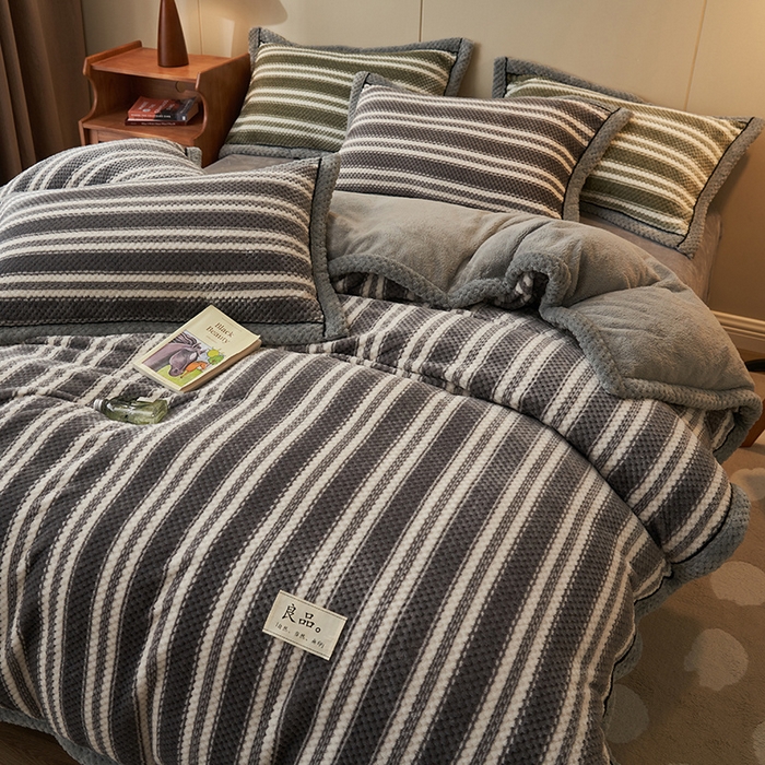 91家纺网 家纺一手货源 找家纺 早晨家纺 2025新款豆豆款菠萝格提花四件套 豆豆绒-灰条