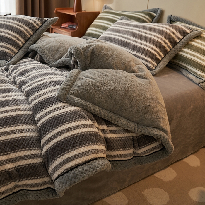 91家纺网 家纺一手货源 找家纺 早晨家纺 2025新款豆豆款菠萝格提花四件套 豆豆绒-灰条