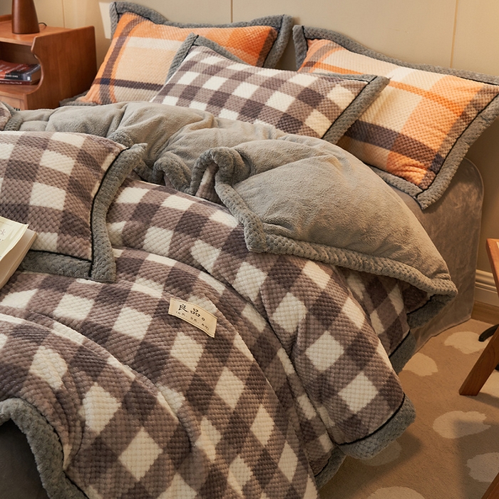 91家纺网 家纺一手货源 找家纺 早晨家纺 2025新款豆豆款菠萝格提花四件套 豆豆绒-多哥咖