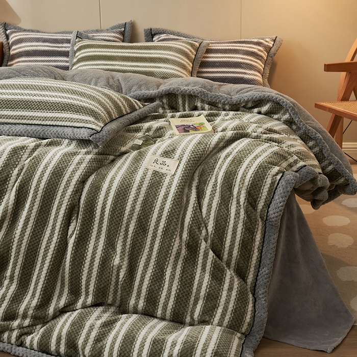 91家纺网 家纺一手货源 找家纺 早晨家纺 2025新款豆豆款菠萝格提花四件套 豆豆绒-绿条