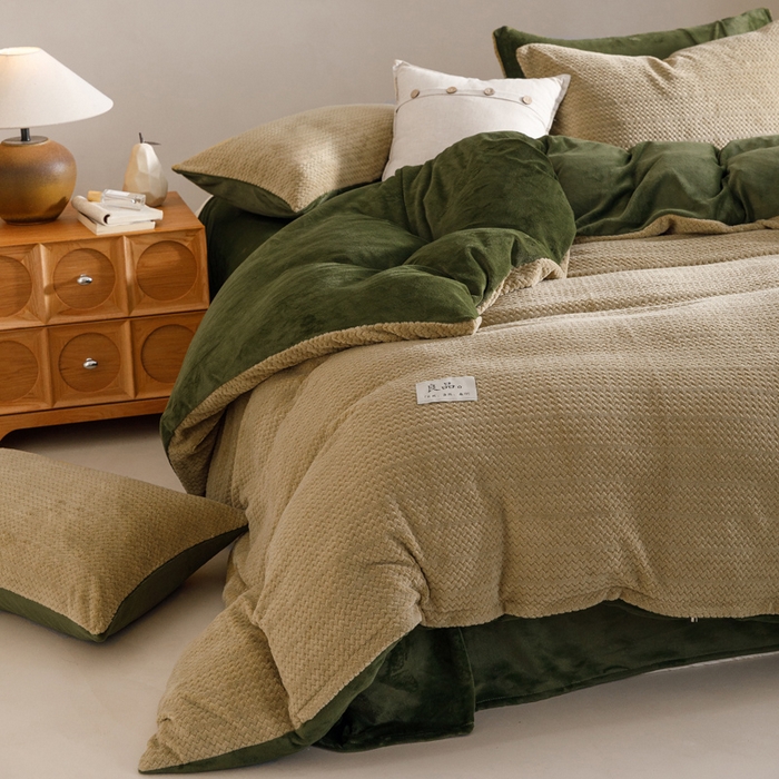 91家纺网 家纺一手货源 找家纺 早晨家纺 2025新款波浪款牛奶绒提花四件套 波浪-浅水绿