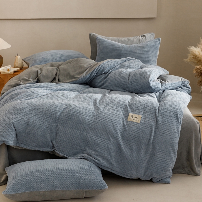 91家纺网 家纺一手货源 找家纺 （总）早晨家纺 2025新款波浪款牛奶绒提花四件套