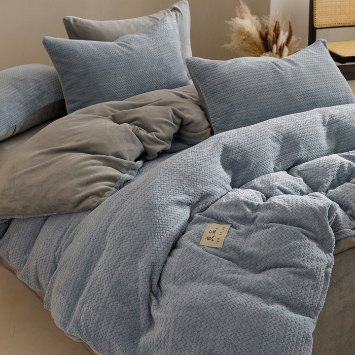 91家纺网 家纺一手货源 找家纺 （总）早晨家纺 2025新款波浪款牛奶绒提花四件套