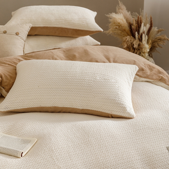 91家纺网 家纺一手货源 找家纺 早晨家纺 2025新款波浪款牛奶绒提花四件套 波浪-奶昔白