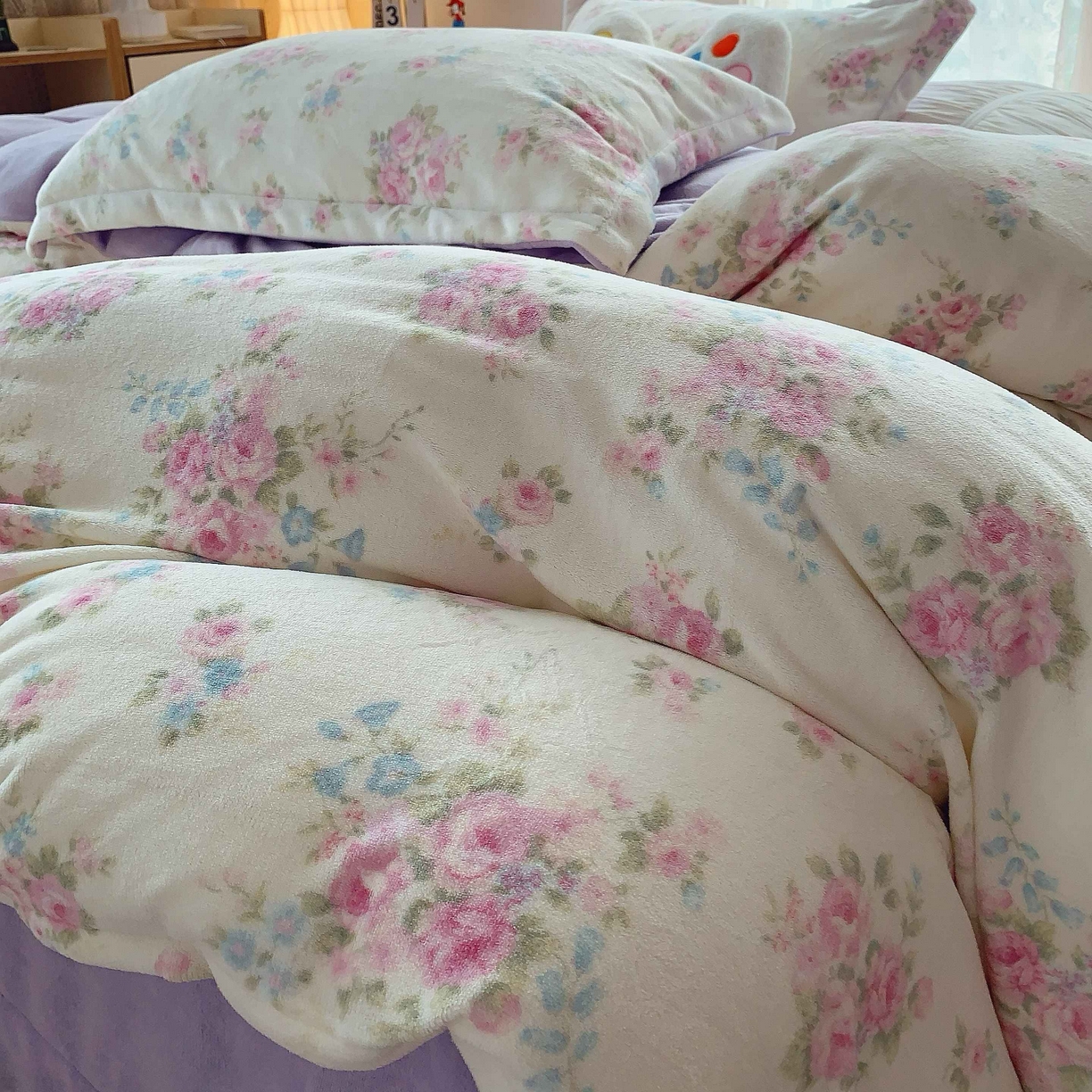 91家纺网 家纺一手货源 找家纺 莱豫家纺 2025新款加厚牛奶绒三件套四件套保暖不静电 沐熙花