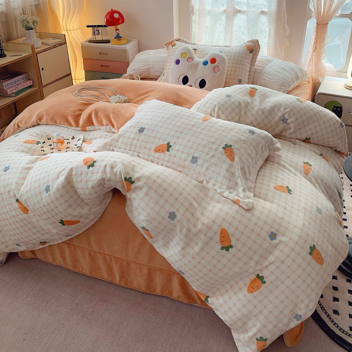 91家纺网 家纺一手货源 找家纺 莱豫家纺 2025新款加厚牛奶绒三件套四件套保暖不静电 甜心萝卜