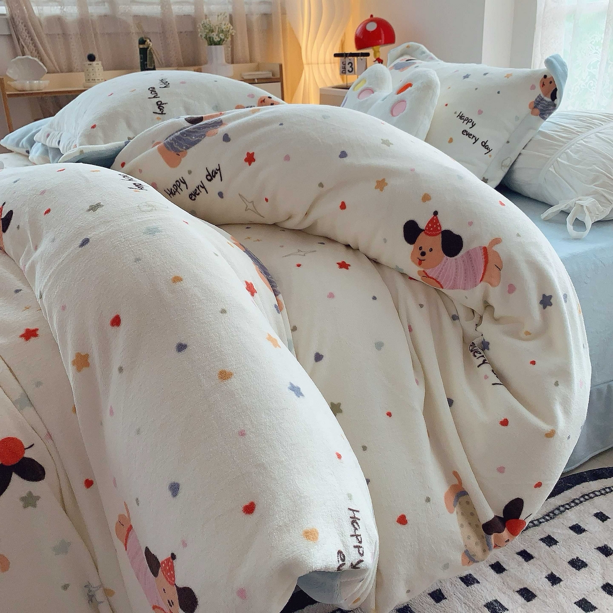 莱豫家纺 2025新款加厚牛奶绒三件套四件套保暖不静电 童趣星海