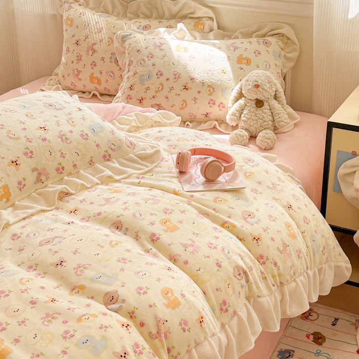 91家纺网 家纺一手货源 找家纺 米莱家纺 2025新款牛奶绒印花花边四件套 童趣乐园