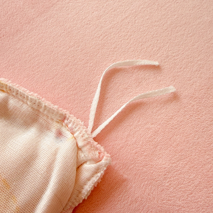 91家纺网 家纺一手货源 找家纺 米莱家纺 2025新款牛奶绒印花花边四件套 奶茶小美