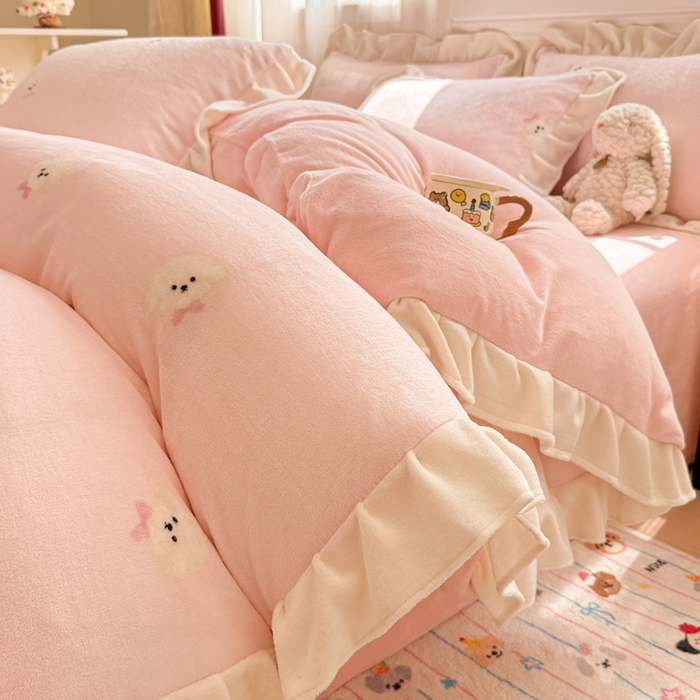 米莱家纺 2025新款牛奶绒印花花边四件套 甜美小狗