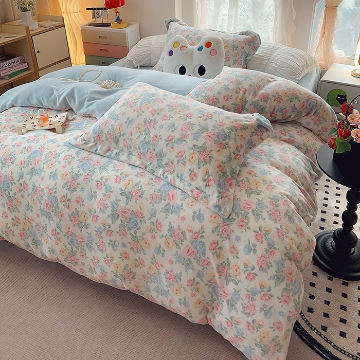 91家纺网 家纺一手货源 找家纺 莱豫家纺 2025新款加厚牛奶绒三件套四件套保暖不静电 夏日花开