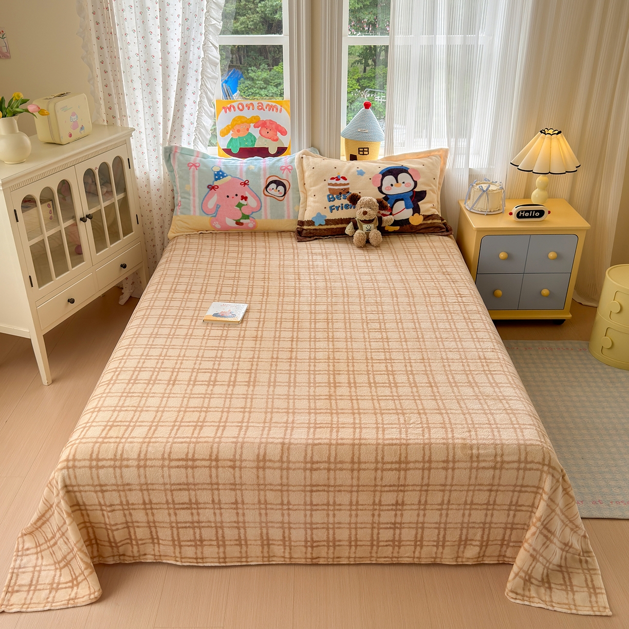 91家纺网 家纺一手货源 找家纺 铭宣家居 2025新款200g牛奶绒数码印花加毛巾绣四件套 快乐萌友