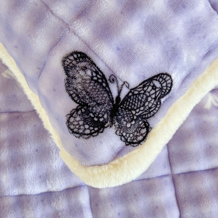 91家纺网 家纺一手货源 找家纺 梵朴 2025新款牛奶绒泡泡兔毛绒床垫学生宿舍床褥子床护垫学生款印花系列 蕾丝蝴蝶结紫