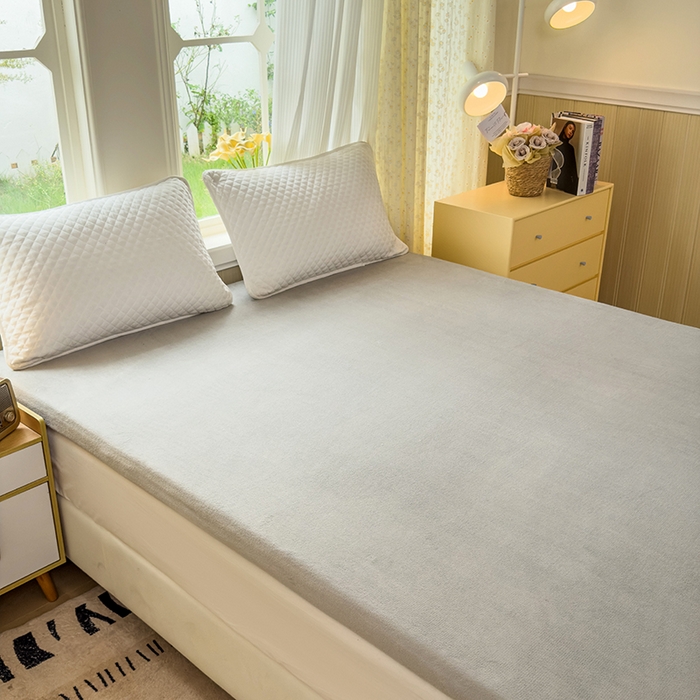 91家纺网 家纺一手货源 找家纺 北辰 2025新款冬季牛奶绒海绵床垫可拆洗软垫学生上下铺床垫可定制 纯色-灰